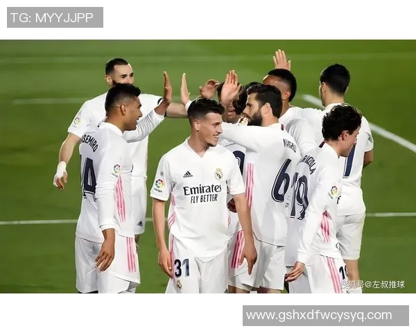 巴伦西亚主场迎战皇家马德里期待精彩对决与历史交锋的再度上演 巴伦西亚主场迎战皇家马德里期待精彩对决与历史交锋的再度上演